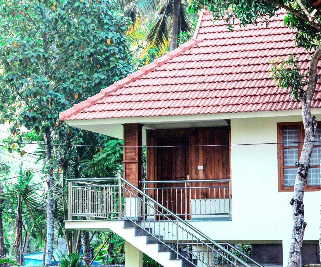 Aramana Holiday Inn Alappuzha 客房 照片